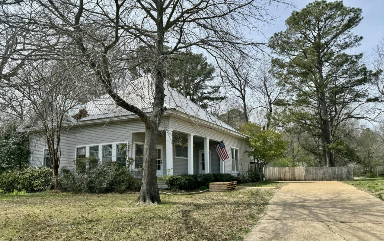 157 FRONT ST, SALTILLO, MS 38866, photo 1 of 15