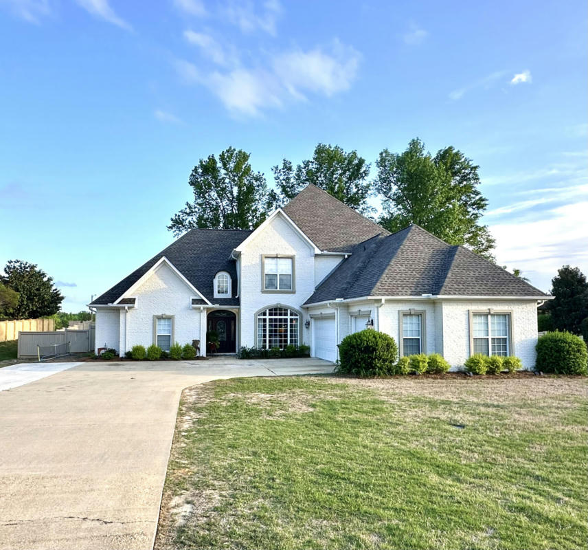 829 INDIAN OAKS DR, SALTILLO, MS 38866, photo 1 of 27