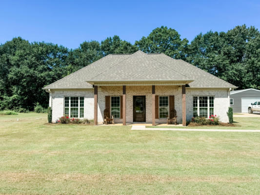 1015 LEE LN, NEW ALBANY, MS 38652 - Image 1